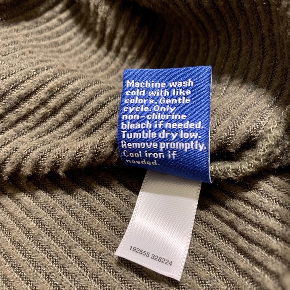 Soft side knot top - “Grape Leaf” - Picture 10 of 15